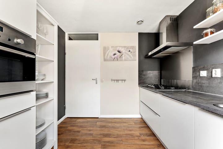 Foto 18 van Muurbloemstraat 46