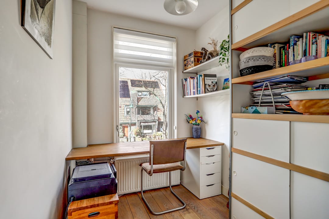 Photo 32 of Lusthofstraat 5