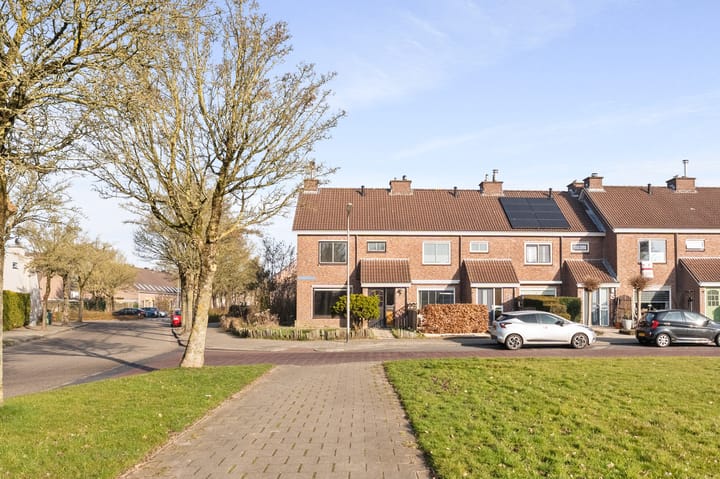 Foto 7 van Genemuidenstraat 1