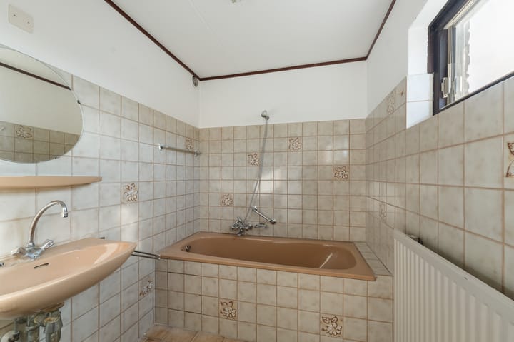 Foto 39 van Genemuidenstraat 1