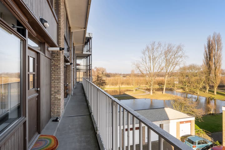 Foto 5 van van der Waalsstraat 129