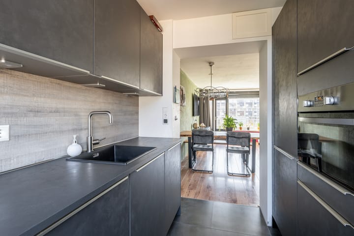 Foto 17 van van der Waalsstraat 129