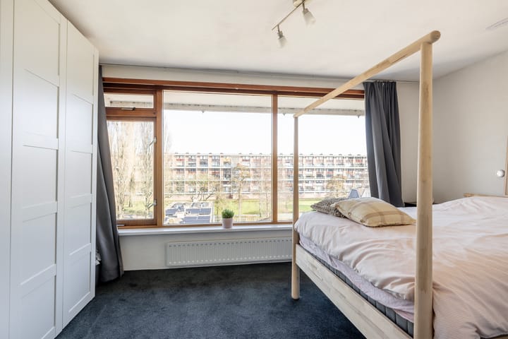 Foto 20 van van der Waalsstraat 129