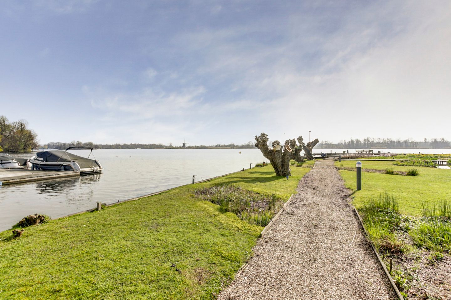 Foto 14 van Straatweg 216-C