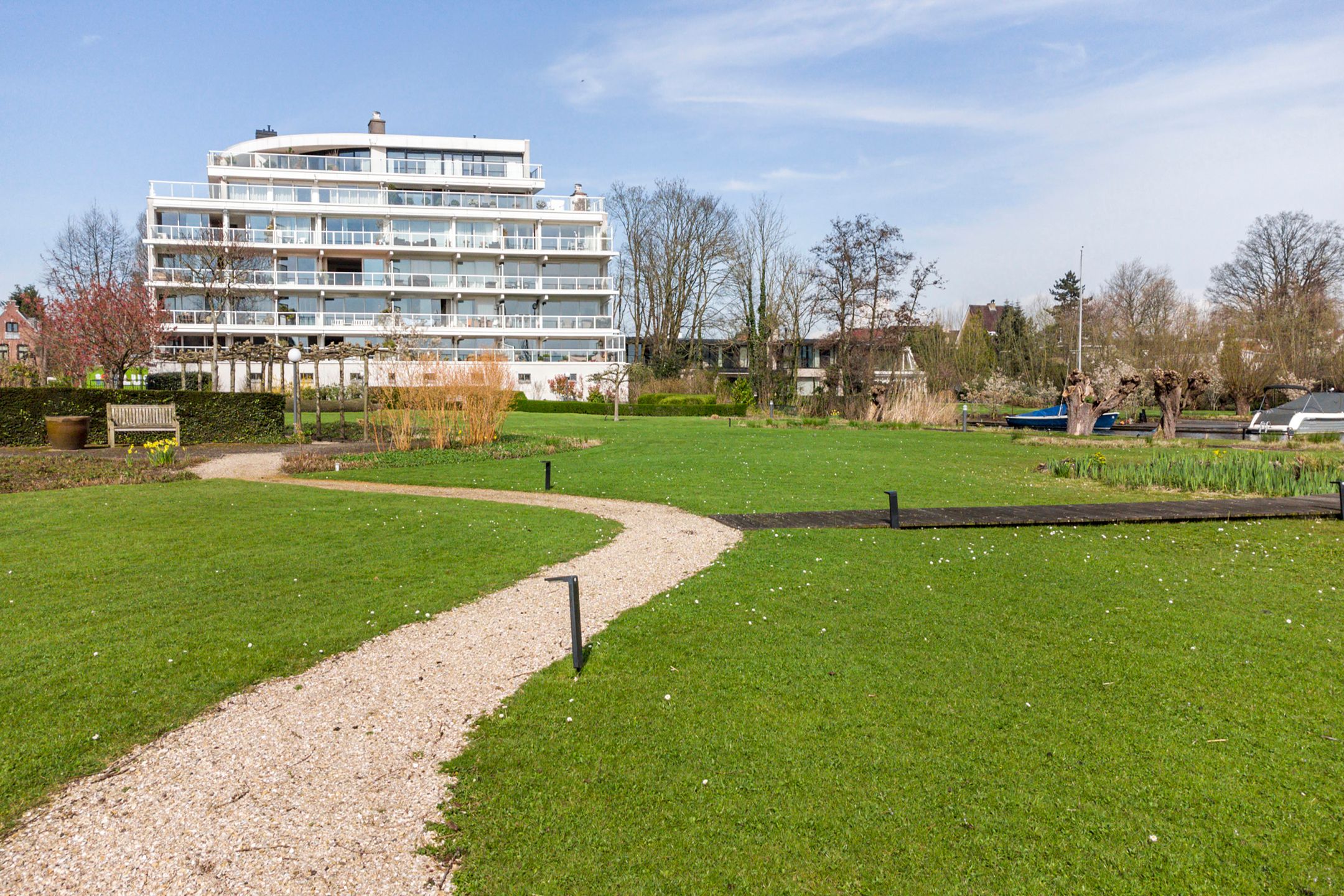 Foto 24 van Straatweg 216-C