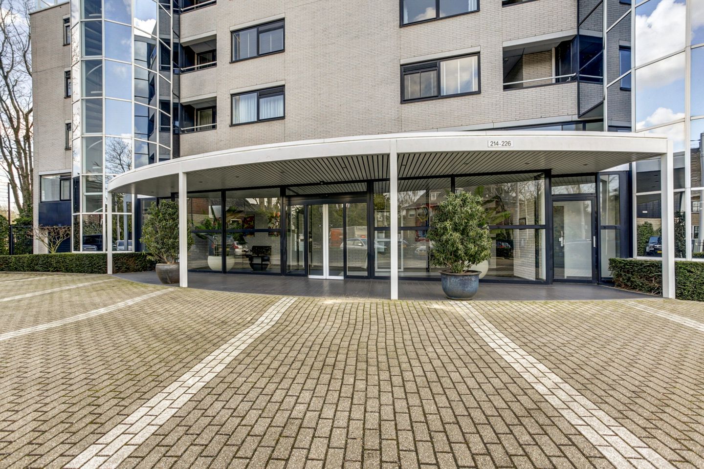 Foto 19 van Straatweg 216-C