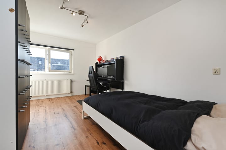 Foto 25 van Zintele 4