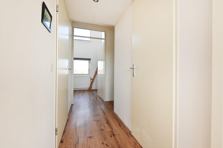 Foto 30 van Zintele 4