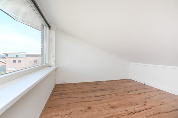 Foto 32 van Zintele 4