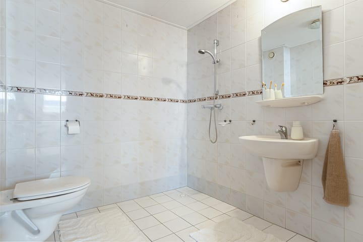 Foto 33 van Haarmos 5