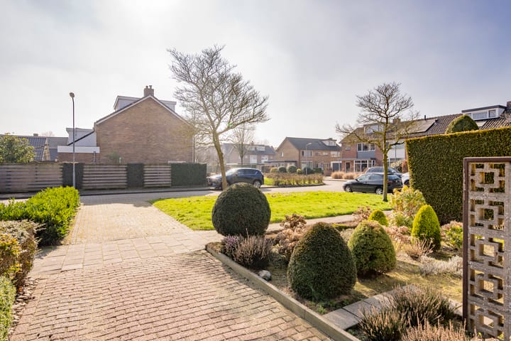 Foto 28 van Koolmeeslaan 10