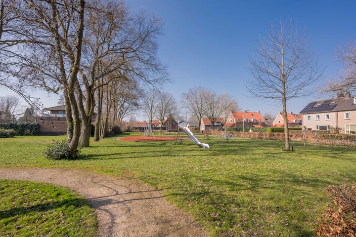 Foto 31 van Koolmeeslaan 10