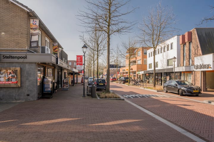 Foto 34 van Koolmeeslaan 10