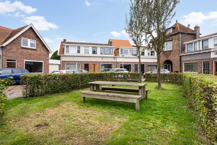 Foto 3 van Meidoornplein 9