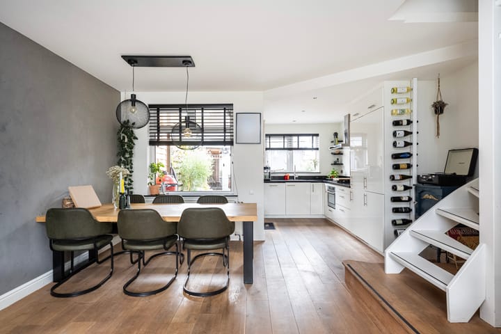 Foto 11 van Meidoornplein 9