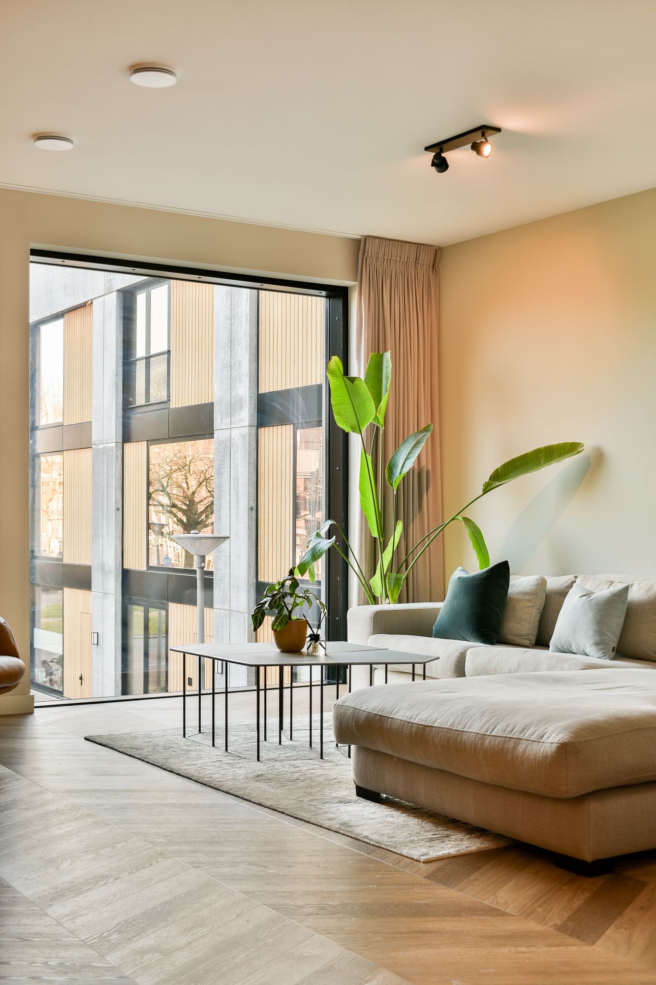 Foto 10 van Brede Hilledijk 744