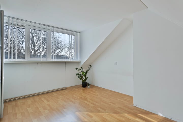 Foto 31 van Una-Corda 37