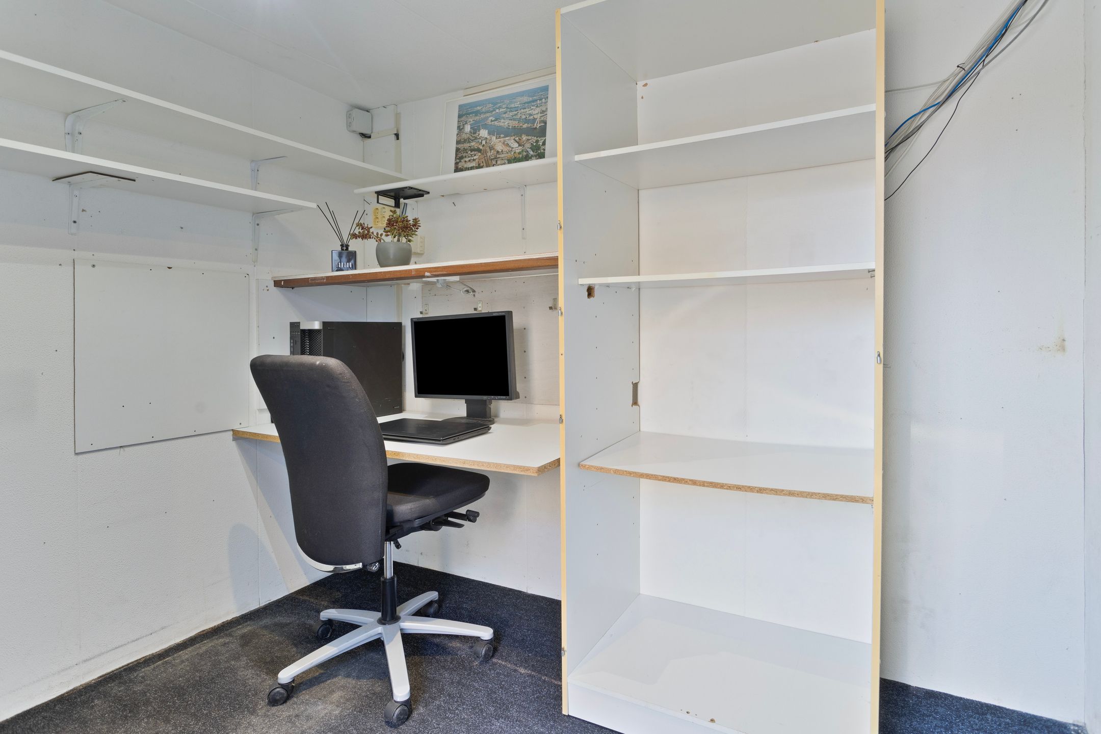 Photo 36 of Una-Corda 37