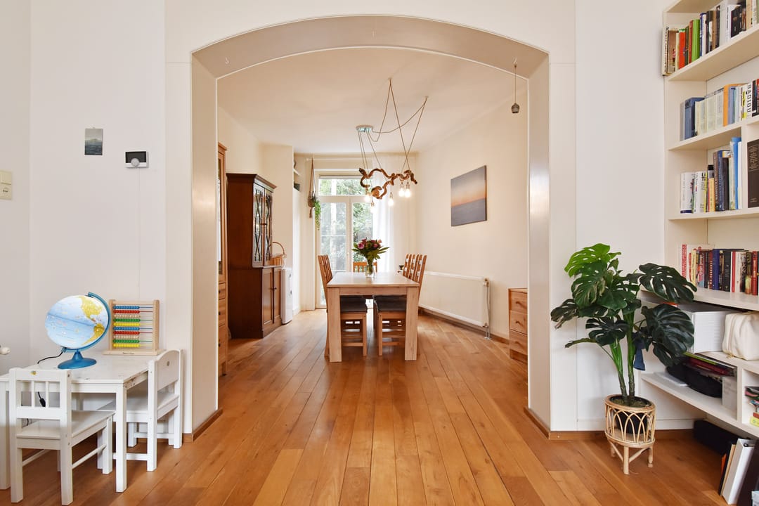 Foto 13 van van Beijerenstraat 10