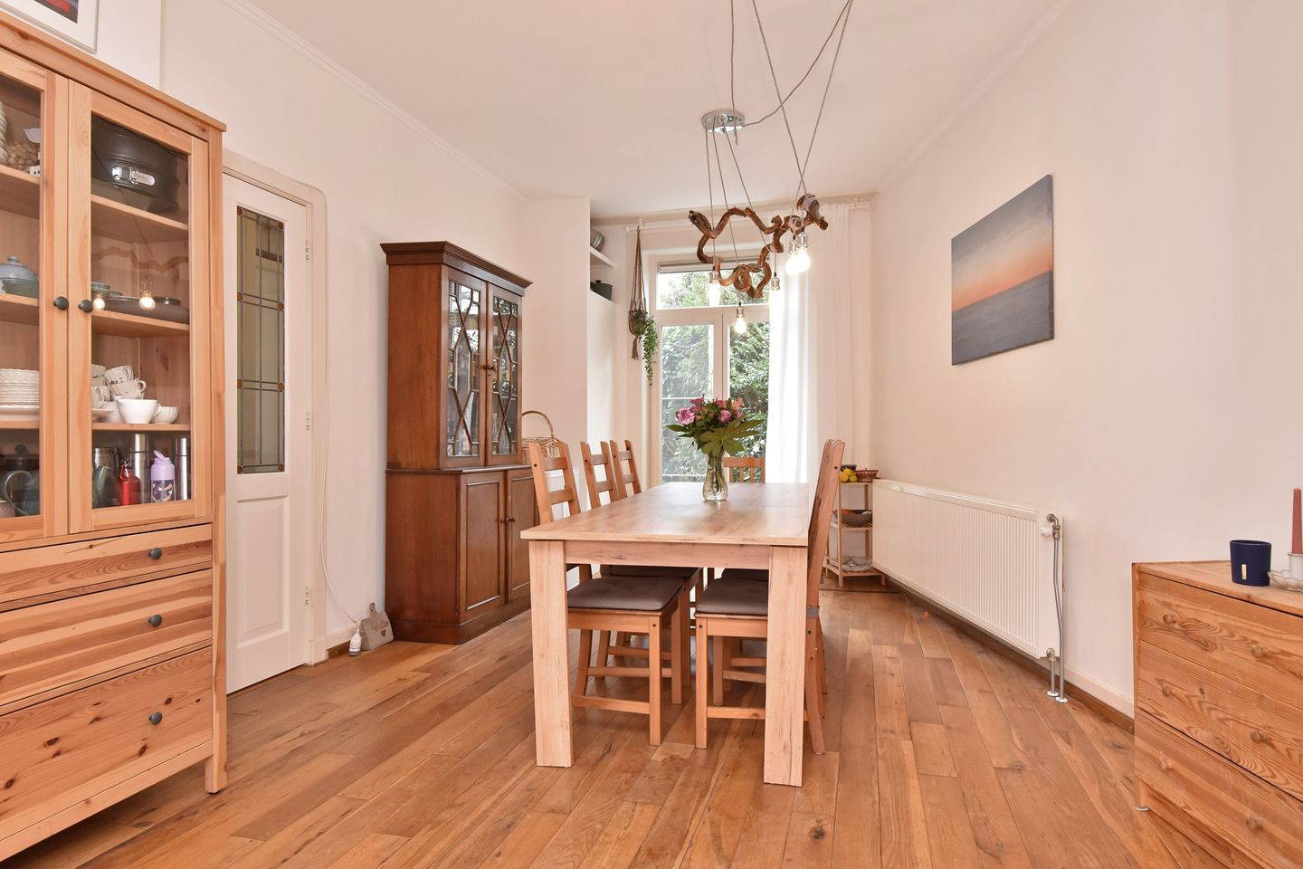 Foto 14 van van Beijerenstraat 10