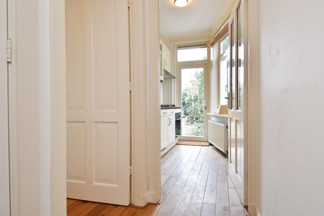 Foto 17 van van Beijerenstraat 10