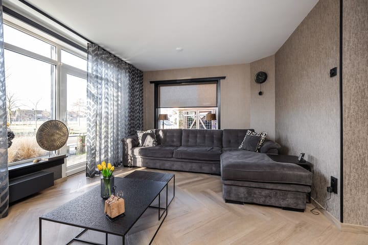 Foto 8 van Azaleastraat 19