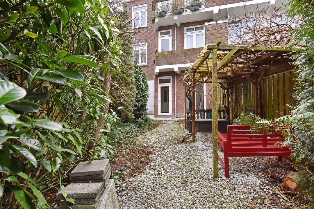 Foto 26 van van Beijerenstraat 10