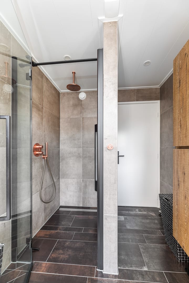 Foto 15 van Azaleastraat 19