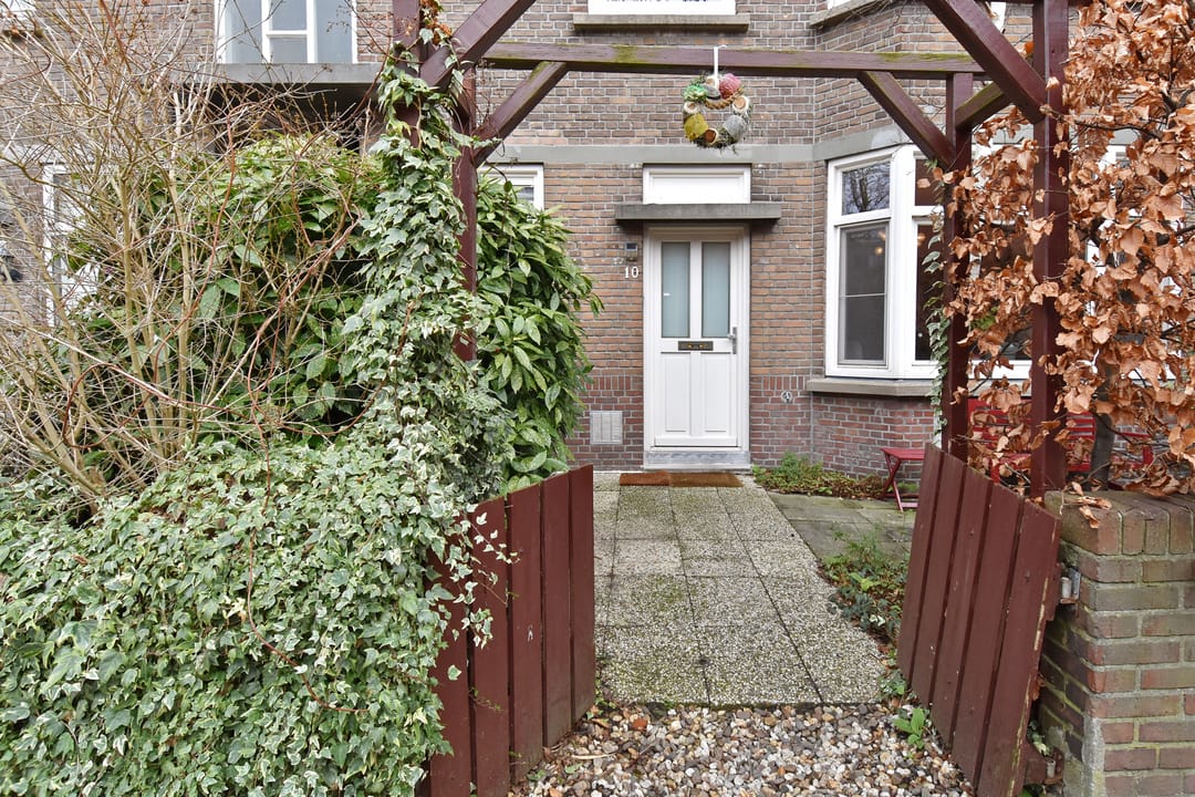 Foto 37 van van Beijerenstraat 10