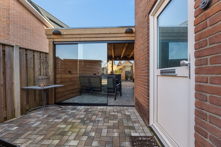 Foto 27 van Azaleastraat 19