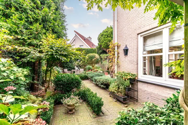 Foto 34 van Laurentiusweer 18