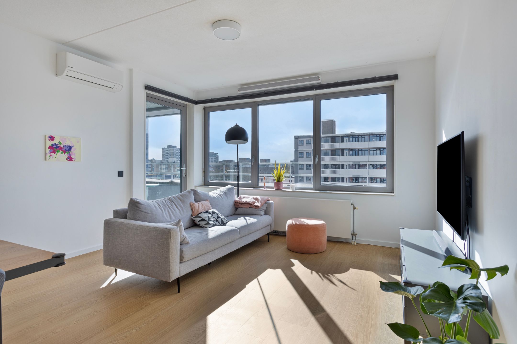 Photo 6 of Postjesweg 138-P