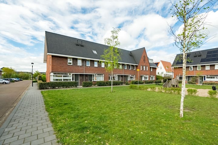 Foto 2 van Van de Weerdstraat 40