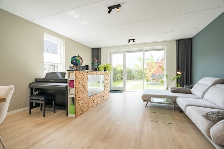 Foto 6 van Van de Weerdstraat 40