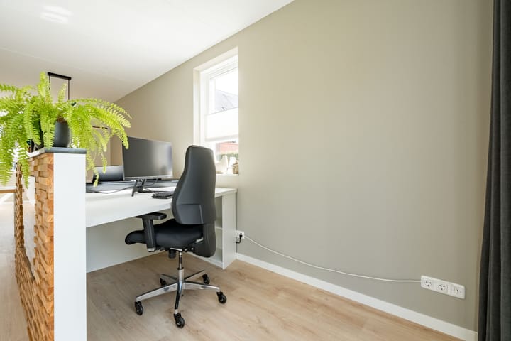 Foto 9 van Van de Weerdstraat 40