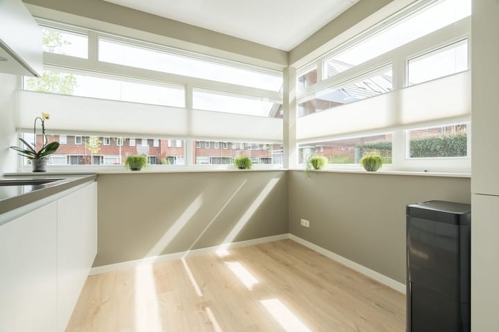 Foto 15 van Van de Weerdstraat 40