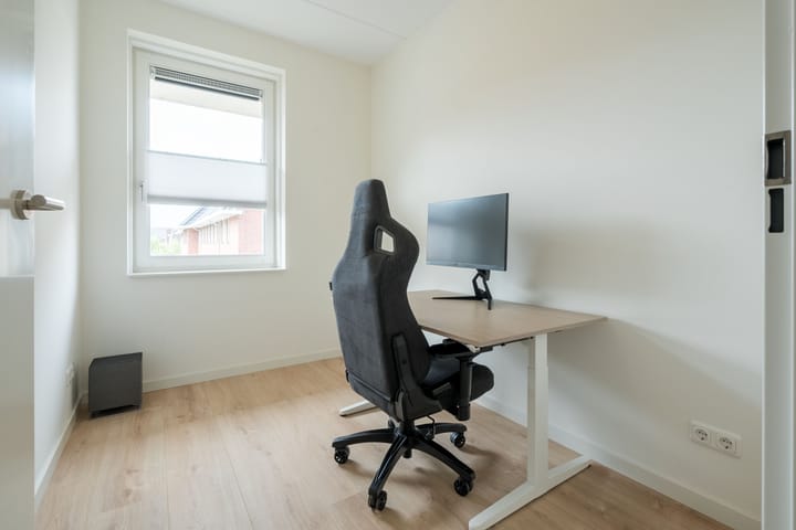 Foto 22 van Van de Weerdstraat 40