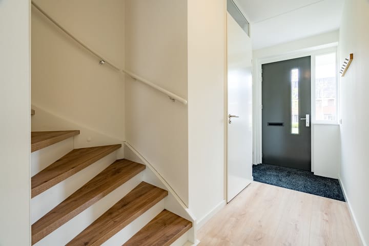 Foto 18 van Van de Weerdstraat 40