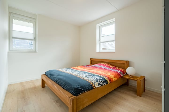 Foto 21 van Van de Weerdstraat 40