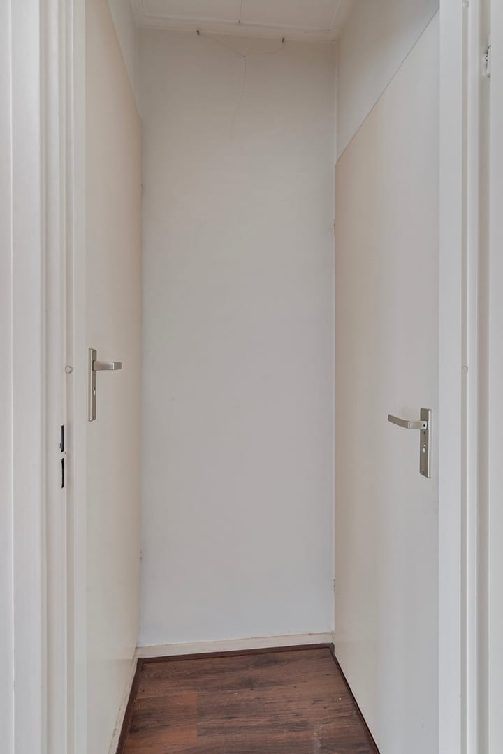 Photo 22 of Vierambachtsstraat 35-B01