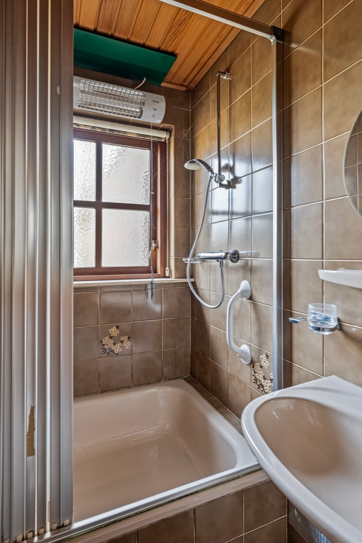 Foto 22 van 2e Colonjes 10