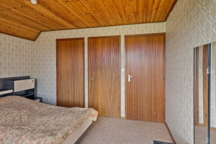 Foto 31 van 2e Colonjes 10