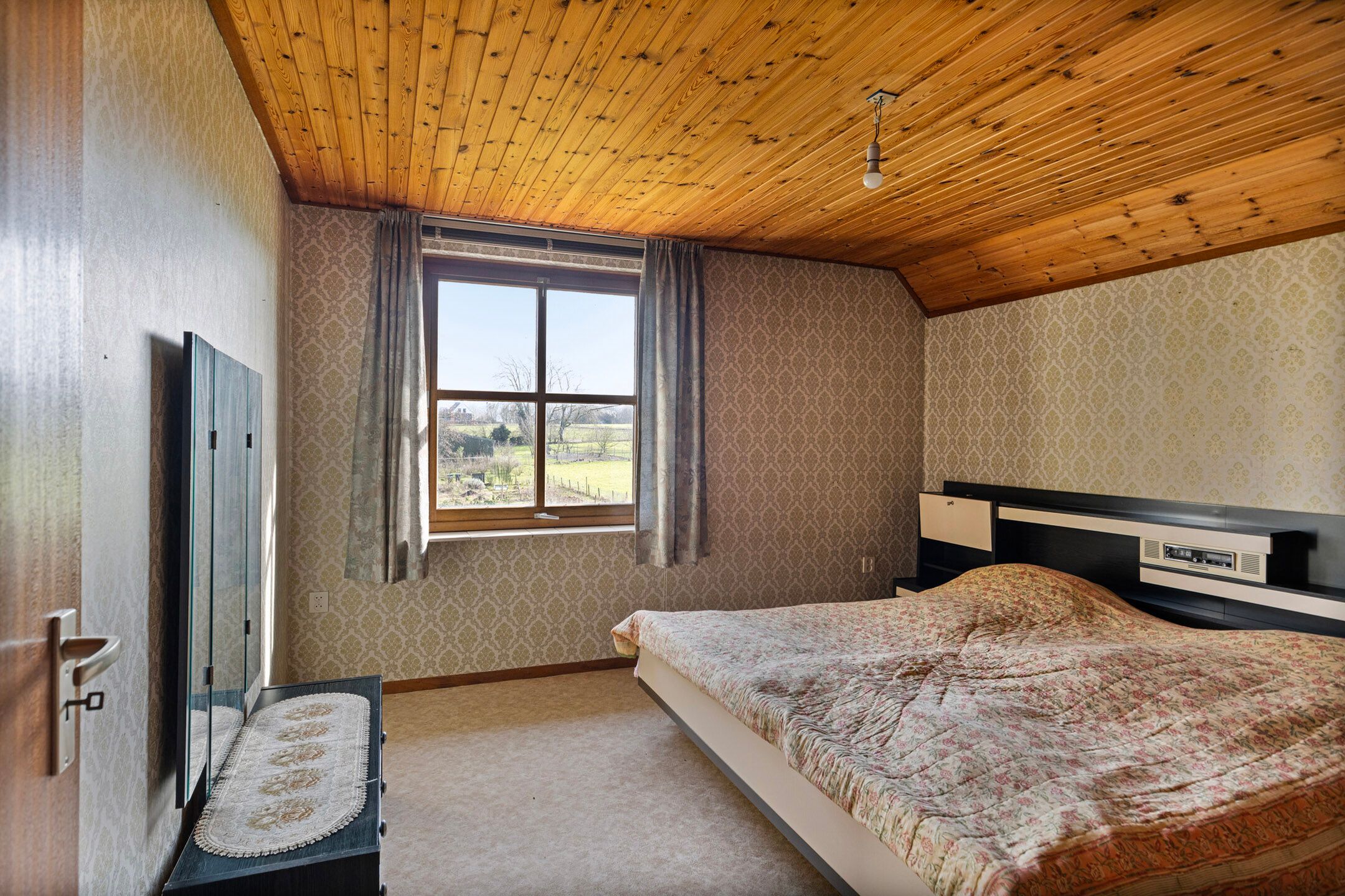 Foto 30 van 2e Colonjes 10