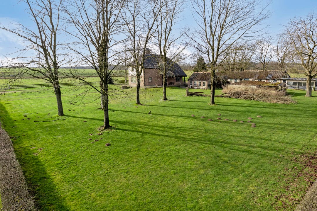 Foto 47 van 2e Colonjes 10