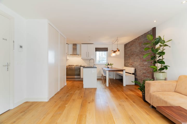 Foto 2 van Da Costastraat 102-H