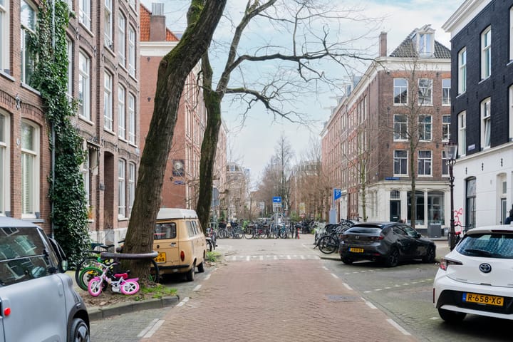 Foto 26 van Da Costastraat 102-H