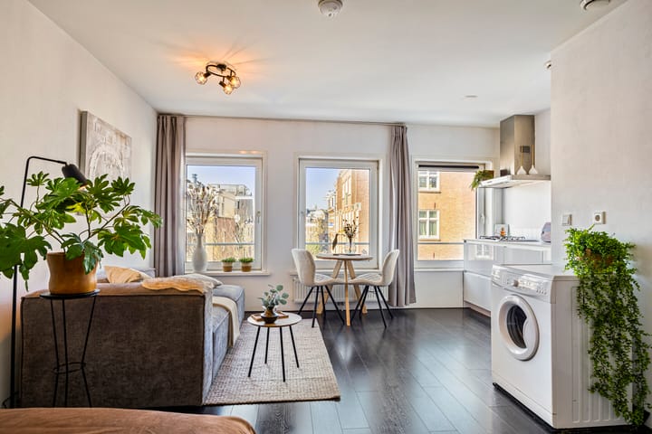 Foto 3 van Albert Cuypstraat 270-3V