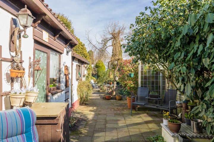 Foto 50 van Teylingerlaan 48