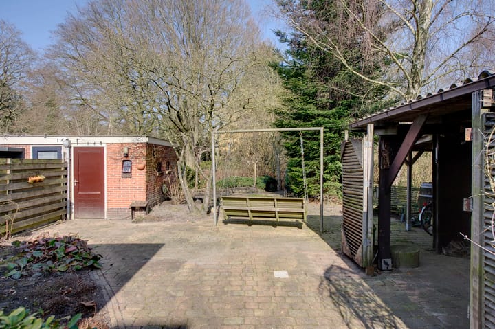 Foto 9 van Burgemeester Mr. H.J. Engelkens-laan 13