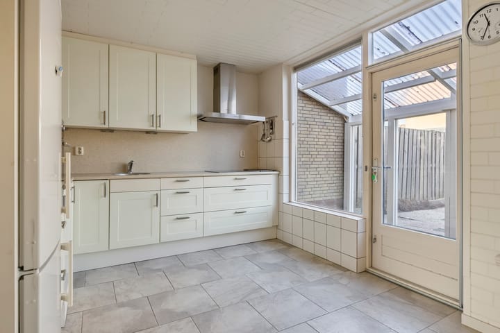 Foto 3 van Hugo de Grootweg 16